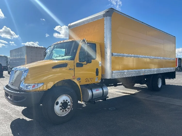 2021 International MV in Phoenix, AZ — photo 3