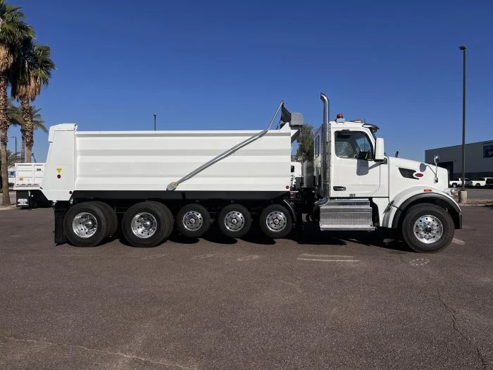 2026 Peterbilt 567 - image 6
