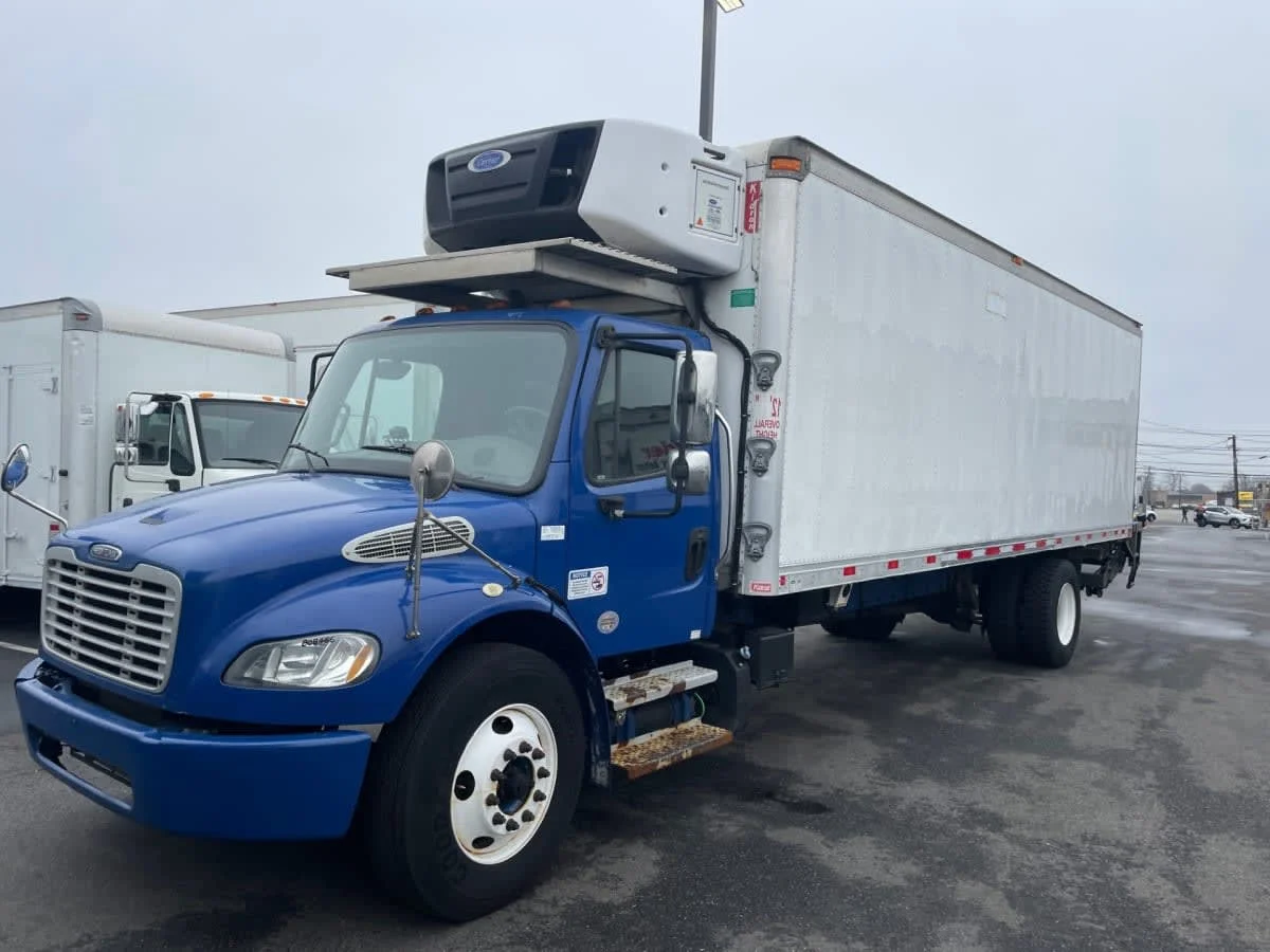 2019 Freightliner M2 106 in Farmingdale, NY