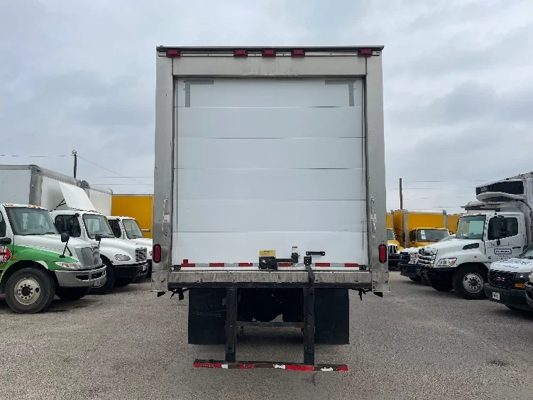 2020 International MV in Dallas, TX — photo 7