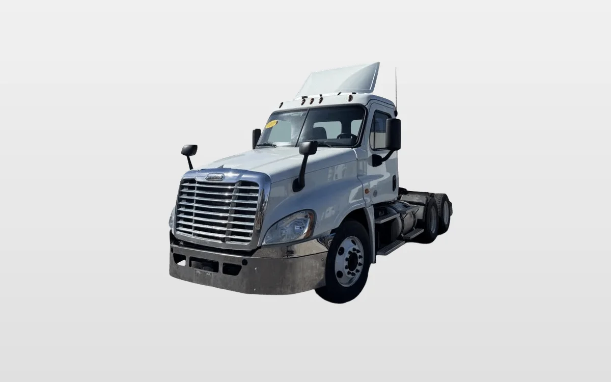 2019 Freightliner Cascadia - image 1
