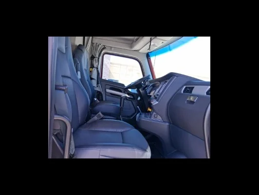 2027 Kenworth T680 in El Paso, TX — photo 17