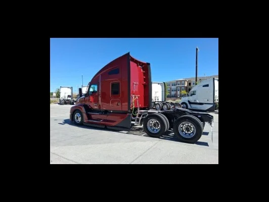 2027 Kenworth T680 in El Paso, TX — photo 10
