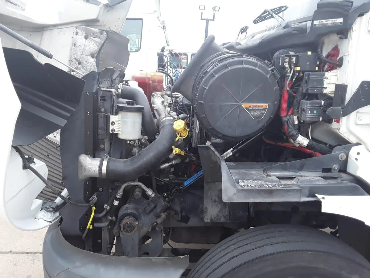 2020 International RH - image 8