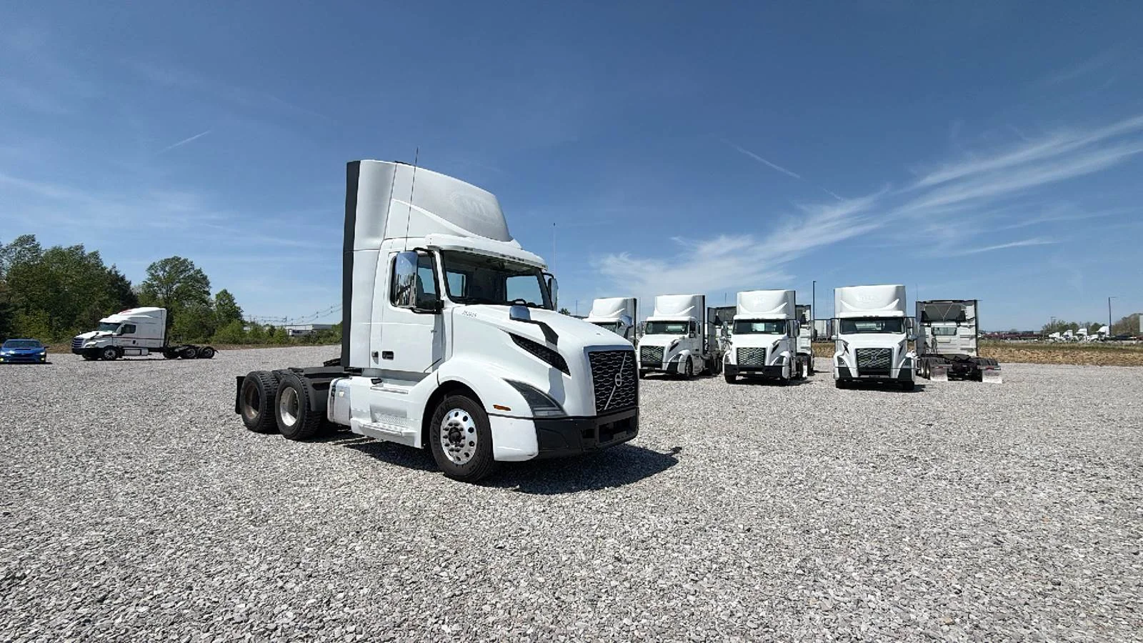 2020 Volvo VNL 300