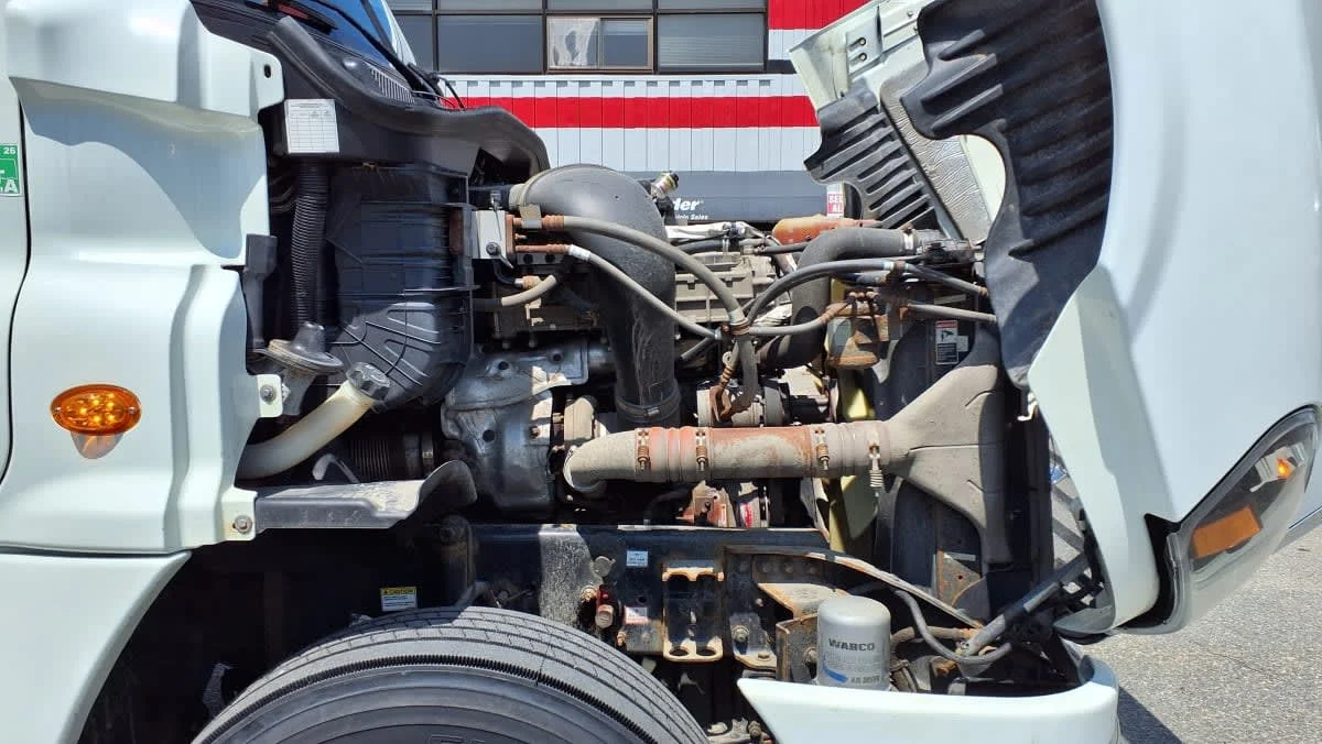 2020 Freightliner Cascadia in Salisbury, MA — photo 13
