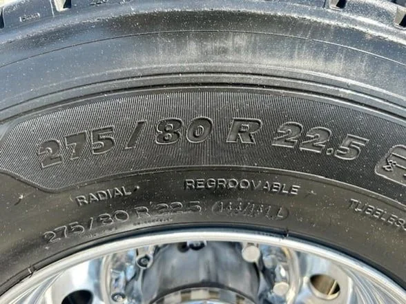 2020 FREIGHTLINER Cascadia 126 - image 9