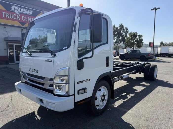2026 Isuzu NRR — photo 20