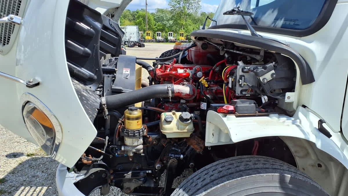 2019 Freightliner M2 106 in West Chester, OH — photo 10