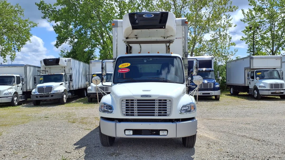 2019 Freightliner M2 106 in West Chester, OH — photo 2