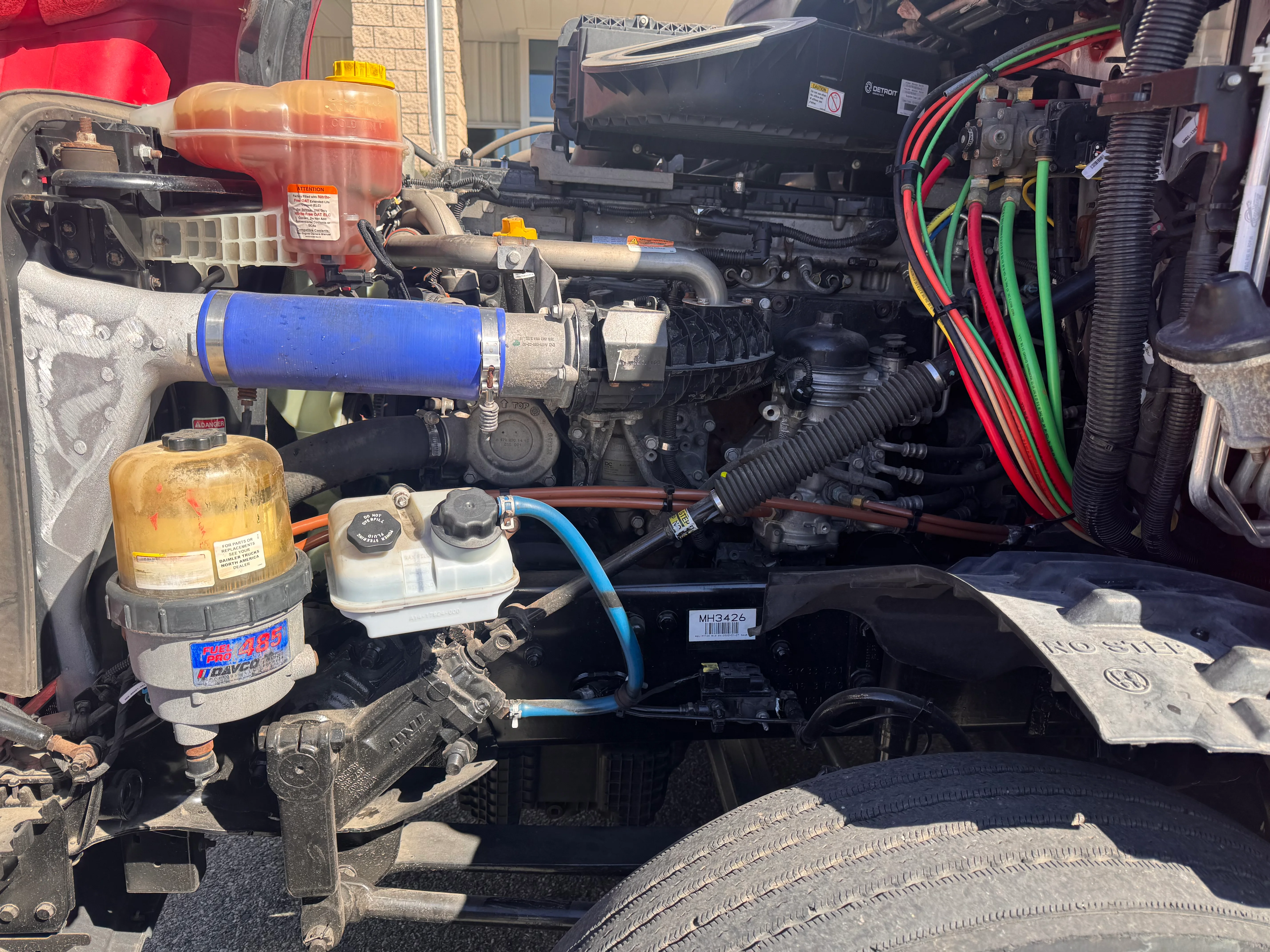 2021 Freightliner Cascadia in Selectrucks Fontana, CA — photo 9