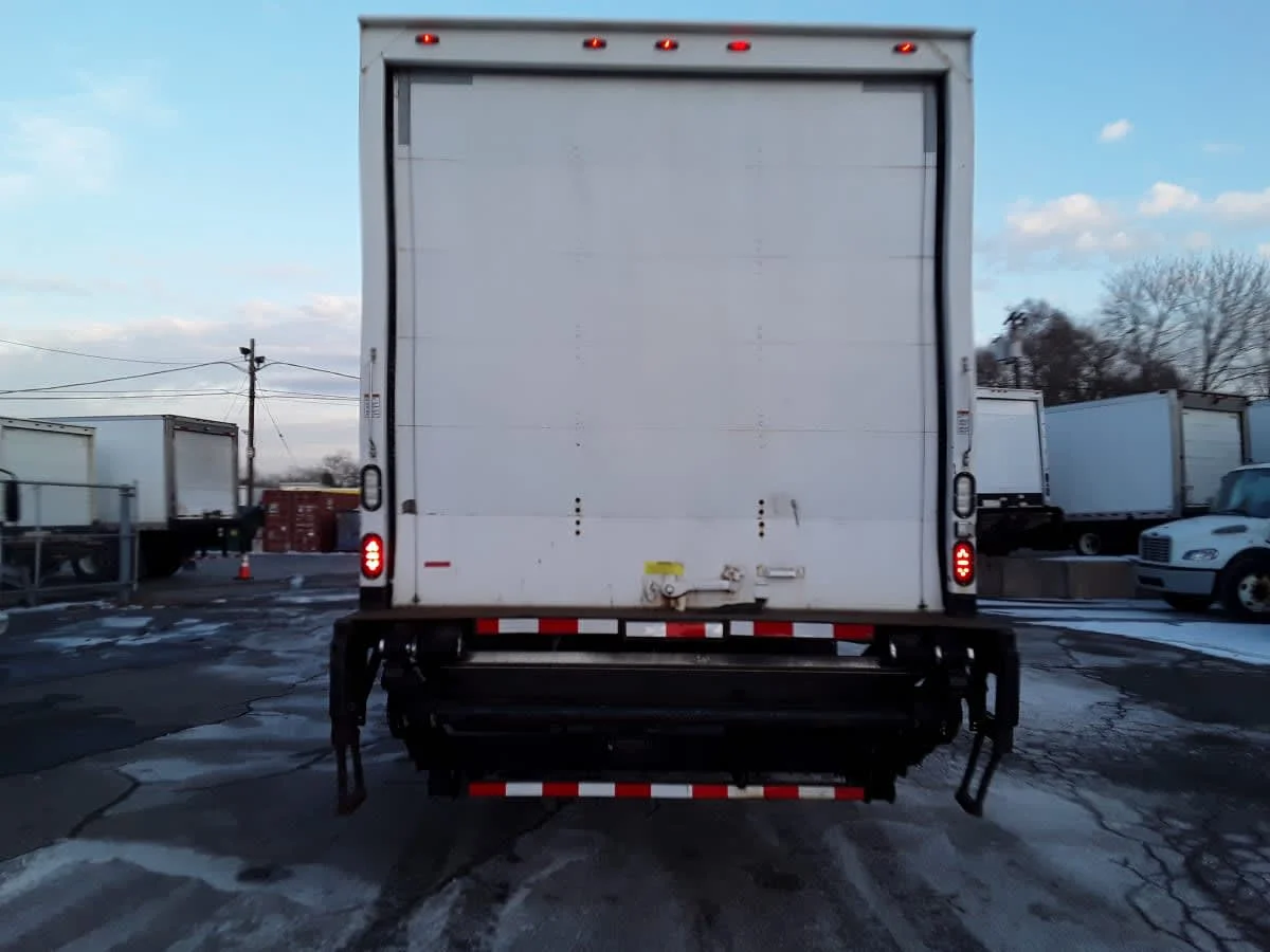 2017 International 4300 in Salisbury, MA — photo 5