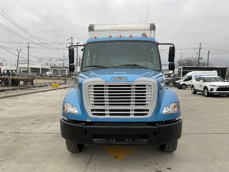 2023 Freightliner M2 112 - image 2