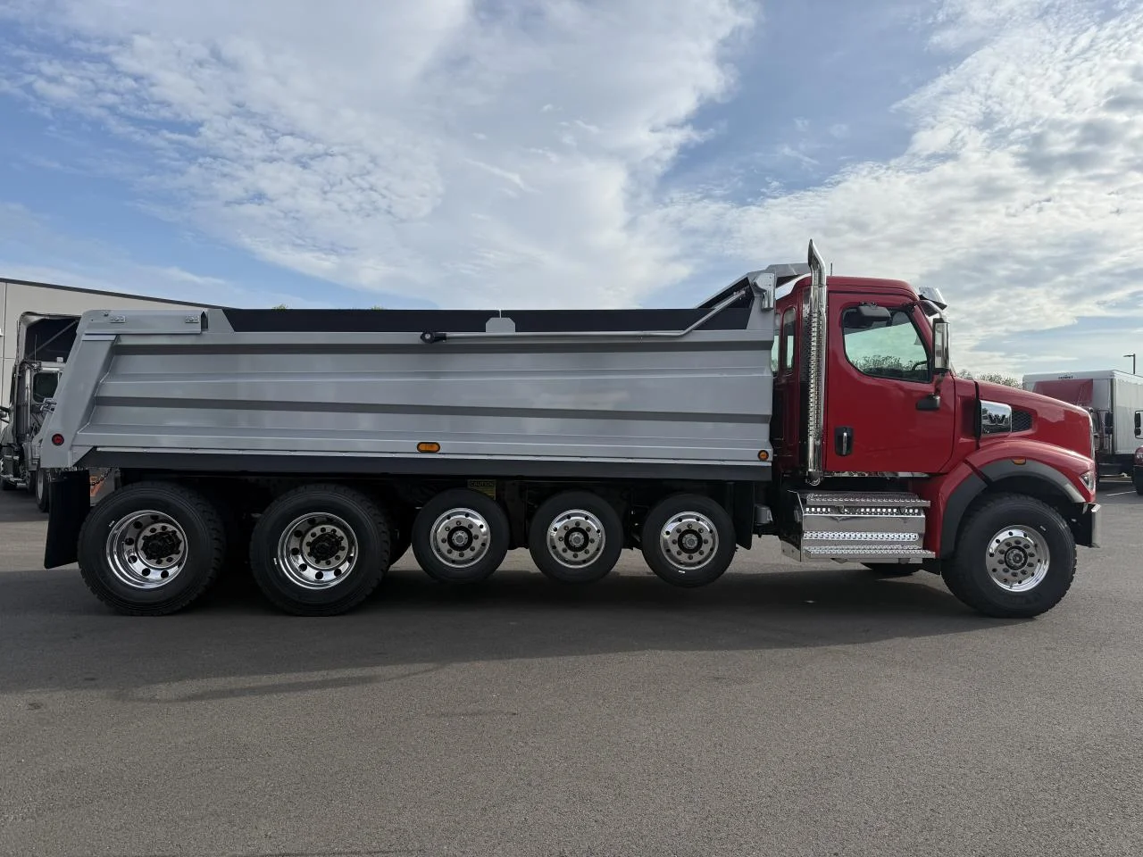 2025 Western Star 49X in Ridgefield, WA — photo 7