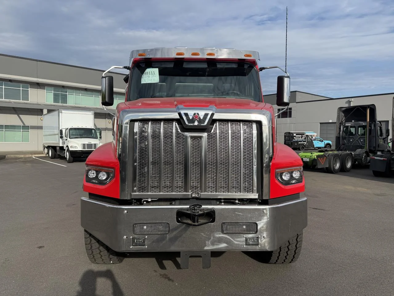 2025 Western Star 49X in Ridgefield, WA — photo 2