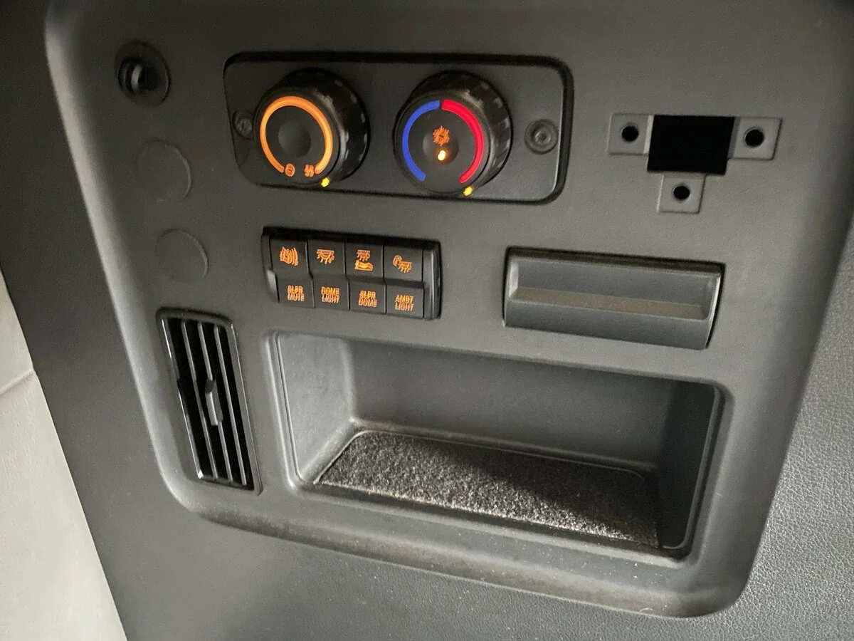 2021 Freightliner Cascadia - image 34