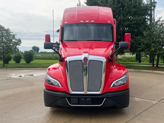 2024 Kenworth T680 in Cedar Rapids, IA — photo 27