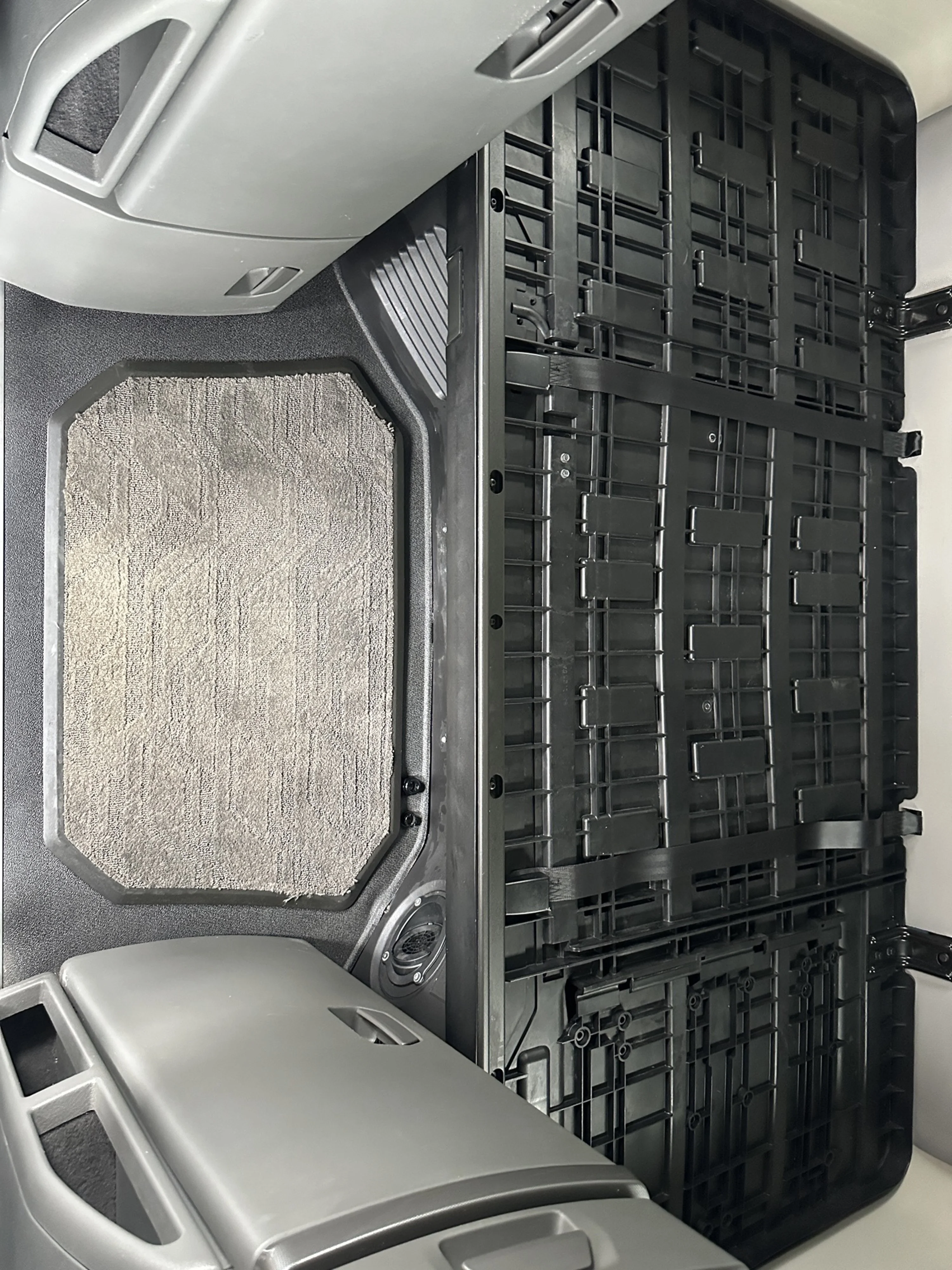 2021 Volvo VNL 760 - image 12