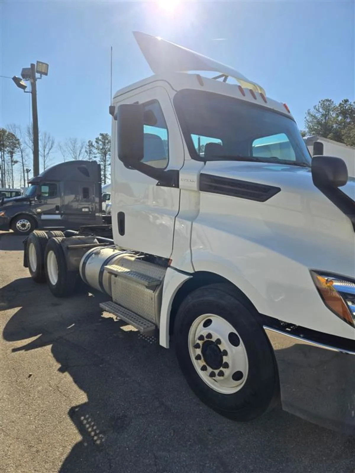 2019 Freightliner Cascadia in Ashland, VA — photo 3