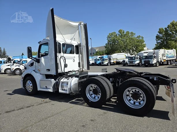 2021 Peterbilt 579 in MS — photo 7