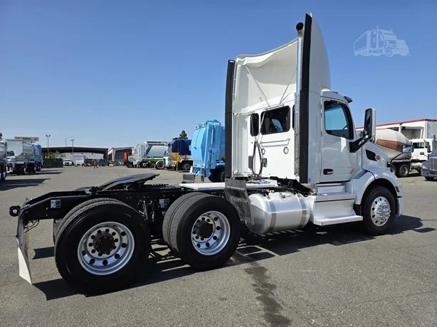 2021 Peterbilt 579 in MS — photo 5