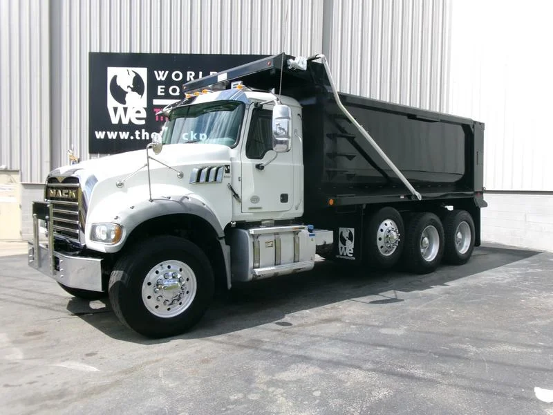 2020 Mack Granite