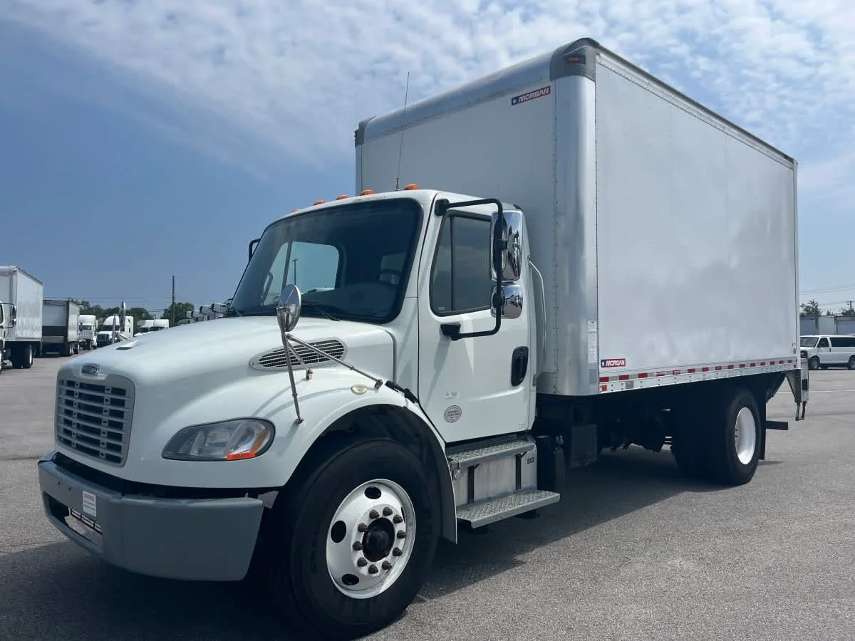 2020 Freightliner M2 106