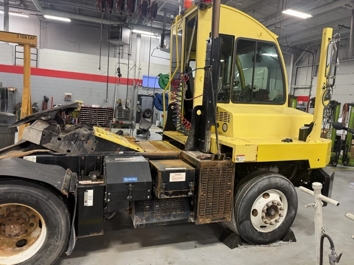 2021 Autocar in West Chester, OH — photo 4