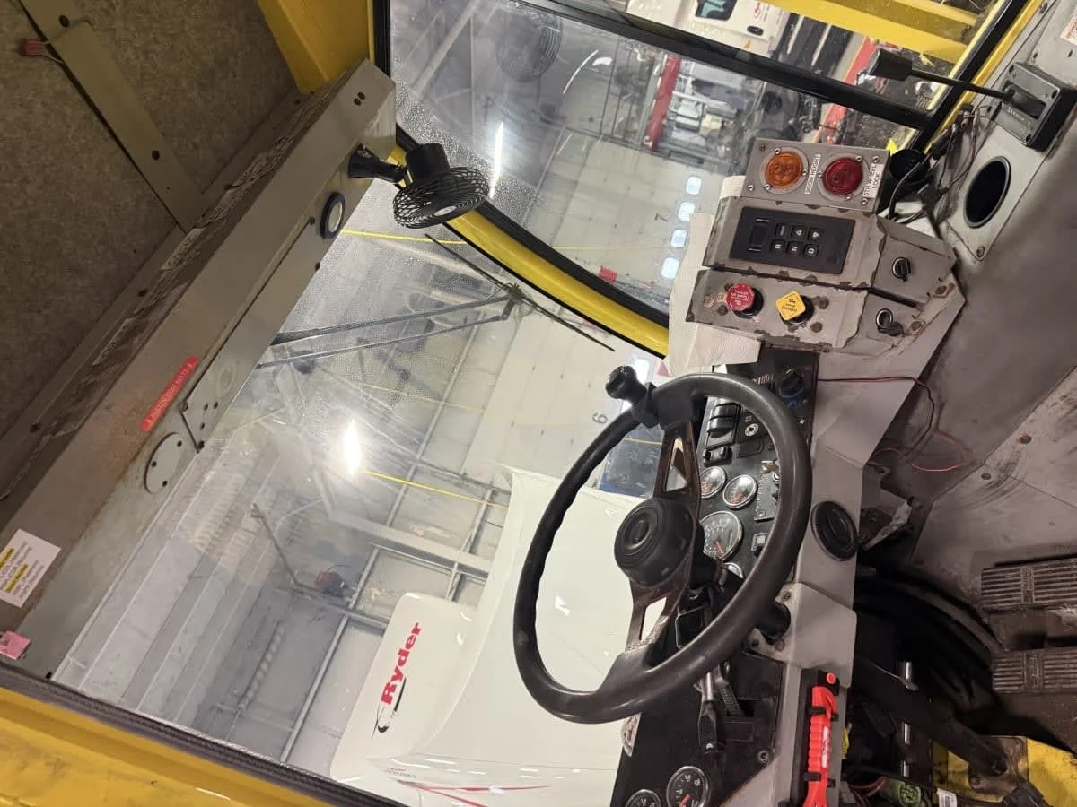 2021 Autocar in West Chester, OH — photo 7