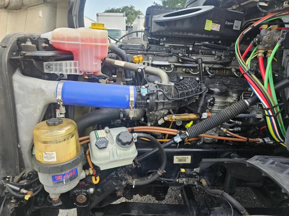 2022 Freightliner Cascadia in Orlando, FL — photo 9