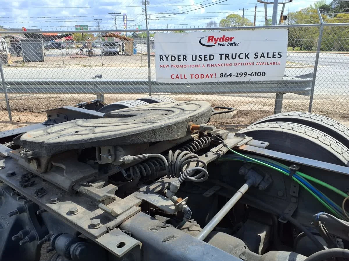 2020 Freightliner Cascadia in Greenville, SC — photo 15
