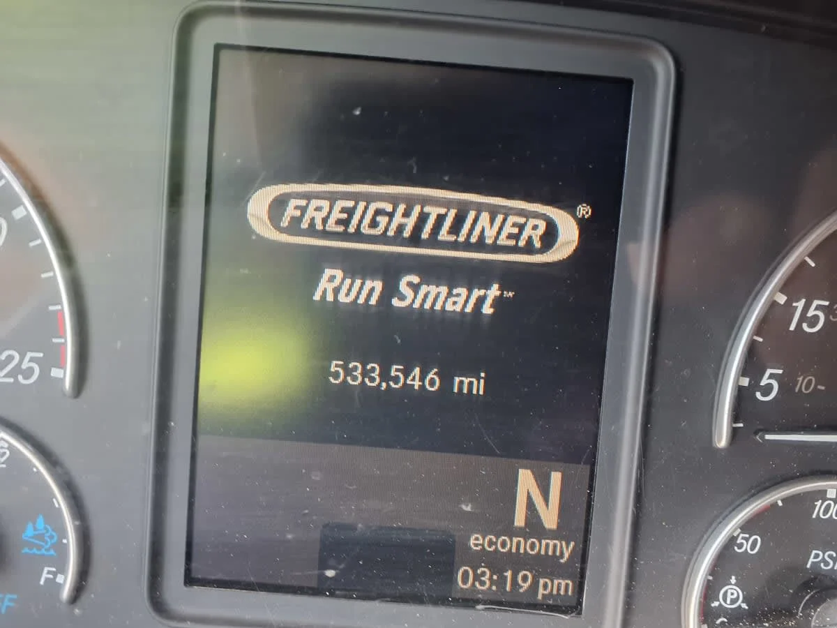 2020 Freightliner Cascadia in Greenville, SC — photo 9