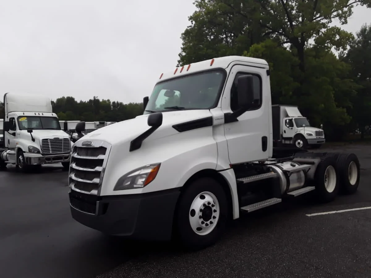 2020 Freightliner Cascadia in Charlotte, NC