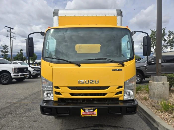 2021 Isuzu NPR — photo 3