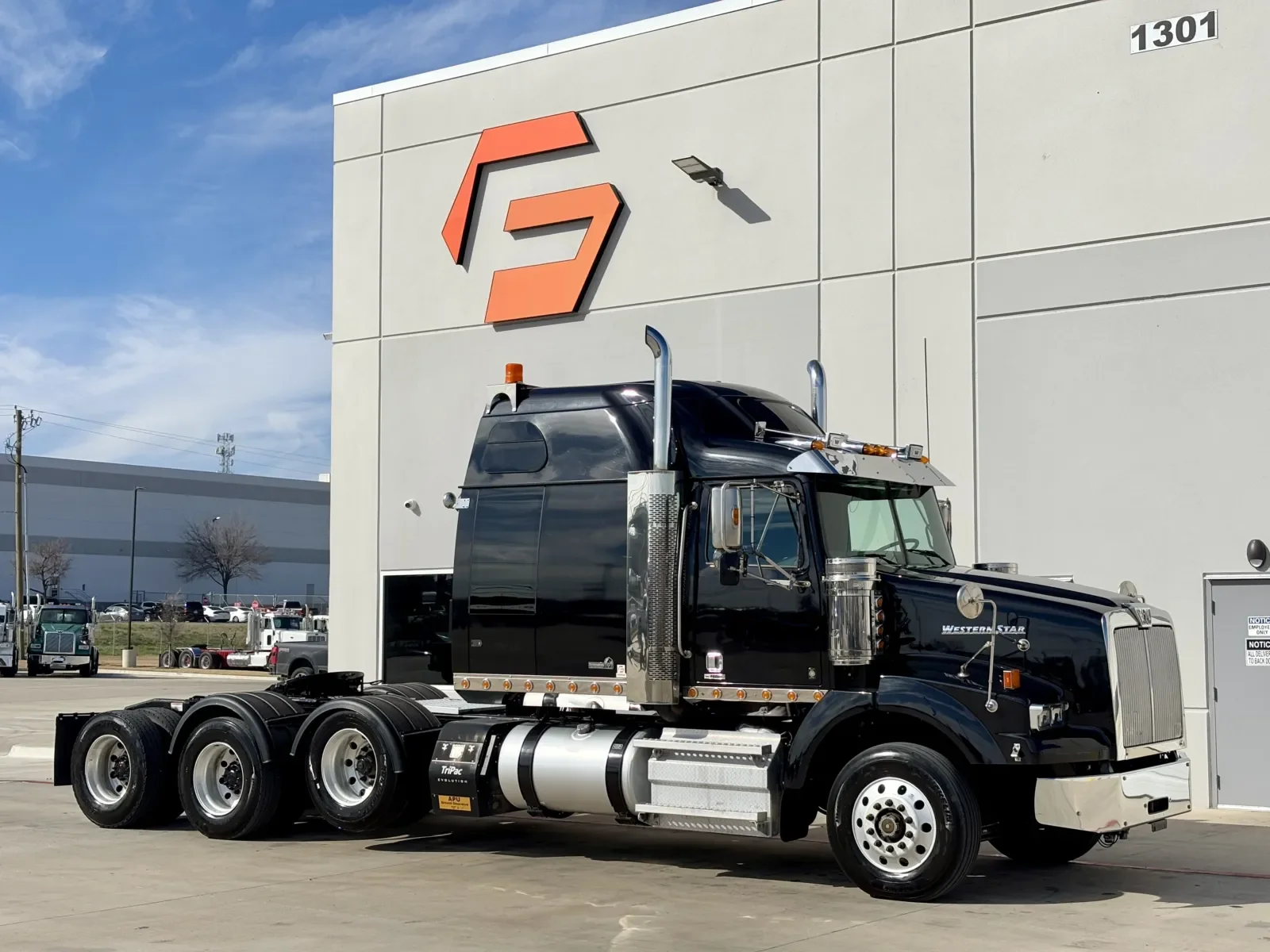 2021 Western Star 4900 in Hutchins, TX