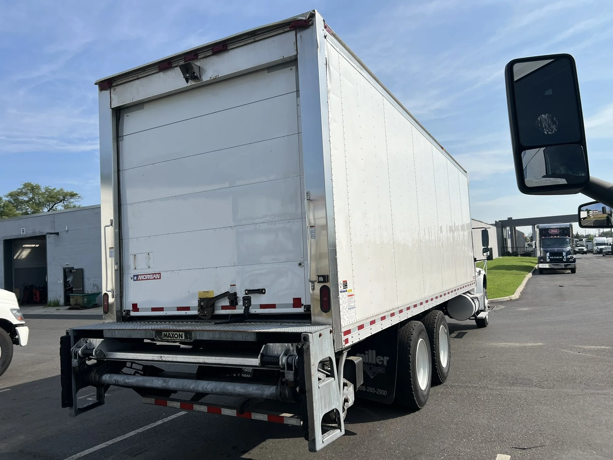 2018 Freightliner eM2 in Pennsauken, NJ — photo 4