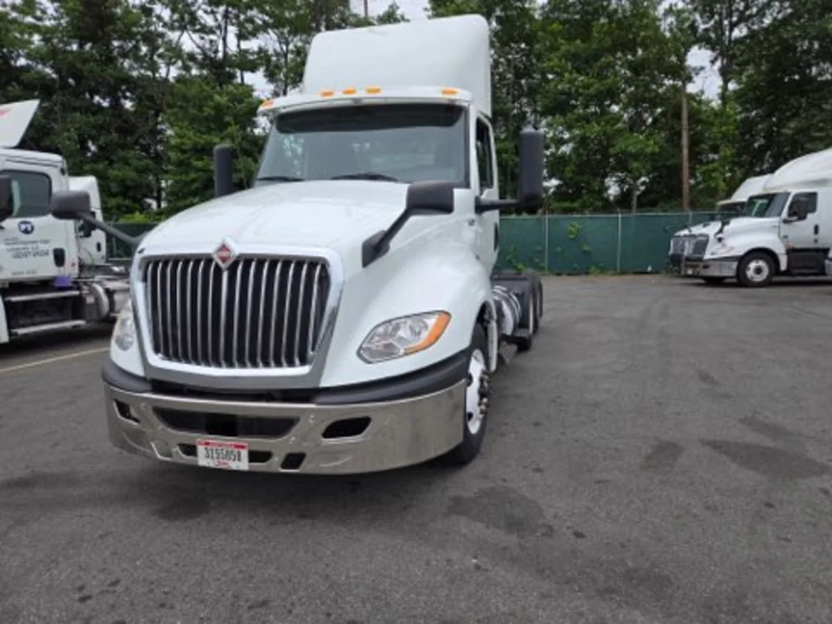 2019 International LT in Newark, NJ