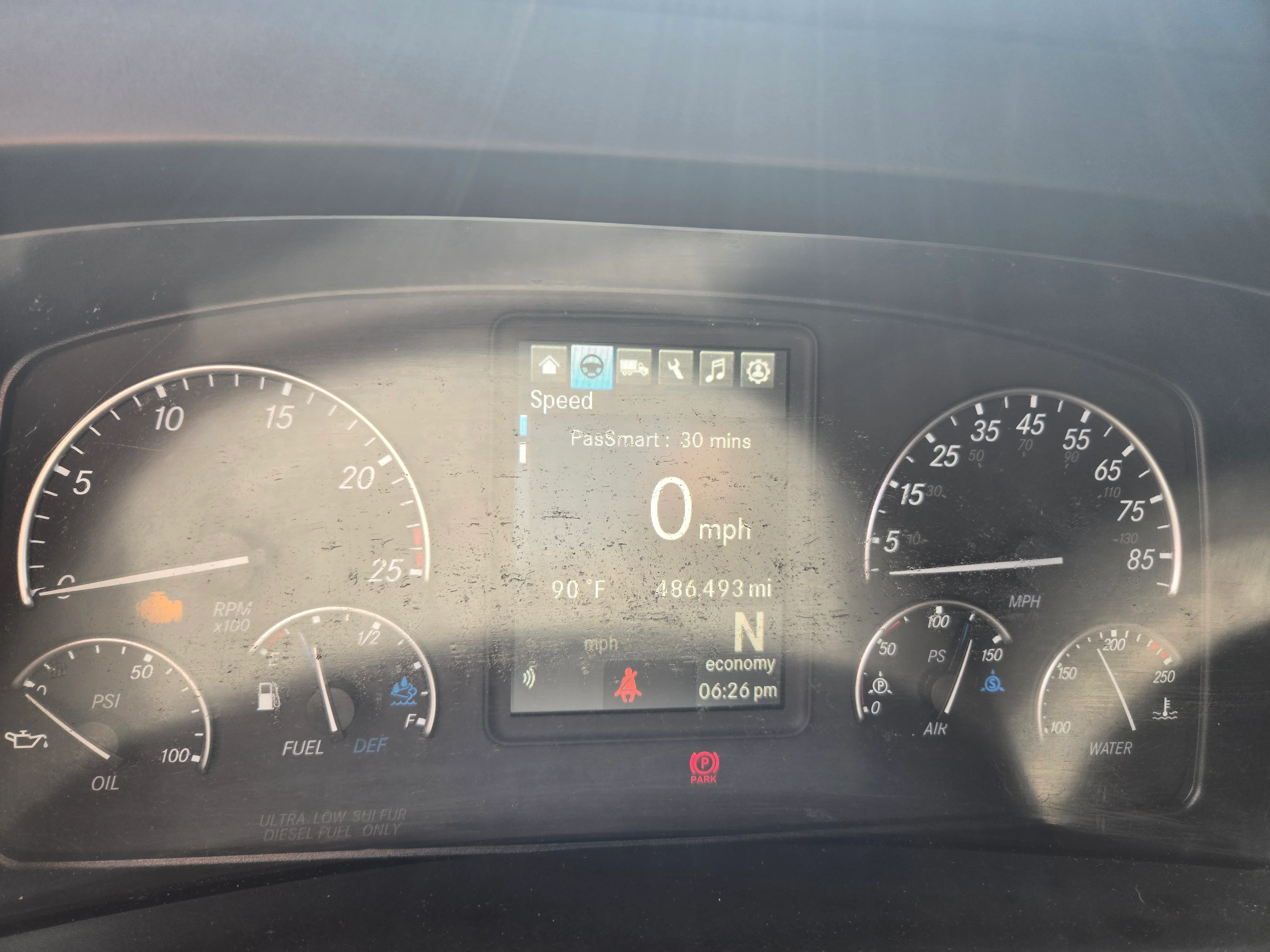 2021 Freightliner Cascadia in Fresno, CA — photo 8