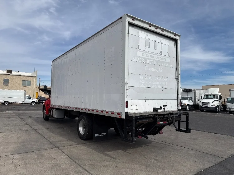 2019 Hino 268 in Phoenix, AZ — photo 6