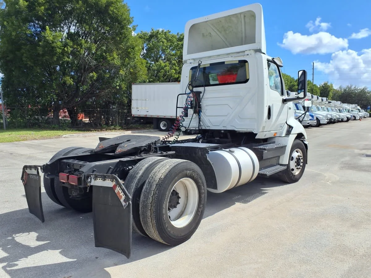 2018 International RH - image 4