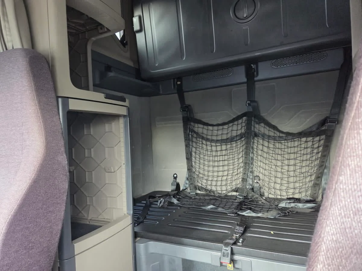 2019 Freightliner Cascadia in St. Rose, LA — photo 8