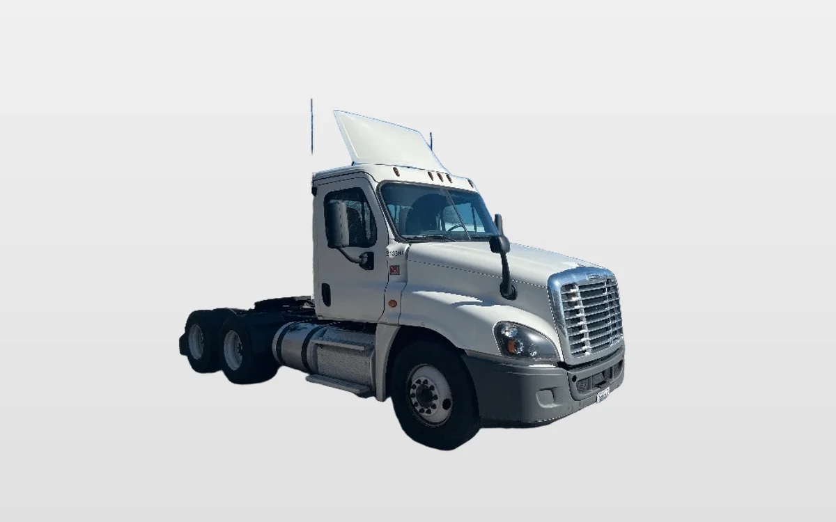 2019 Freightliner - image 1