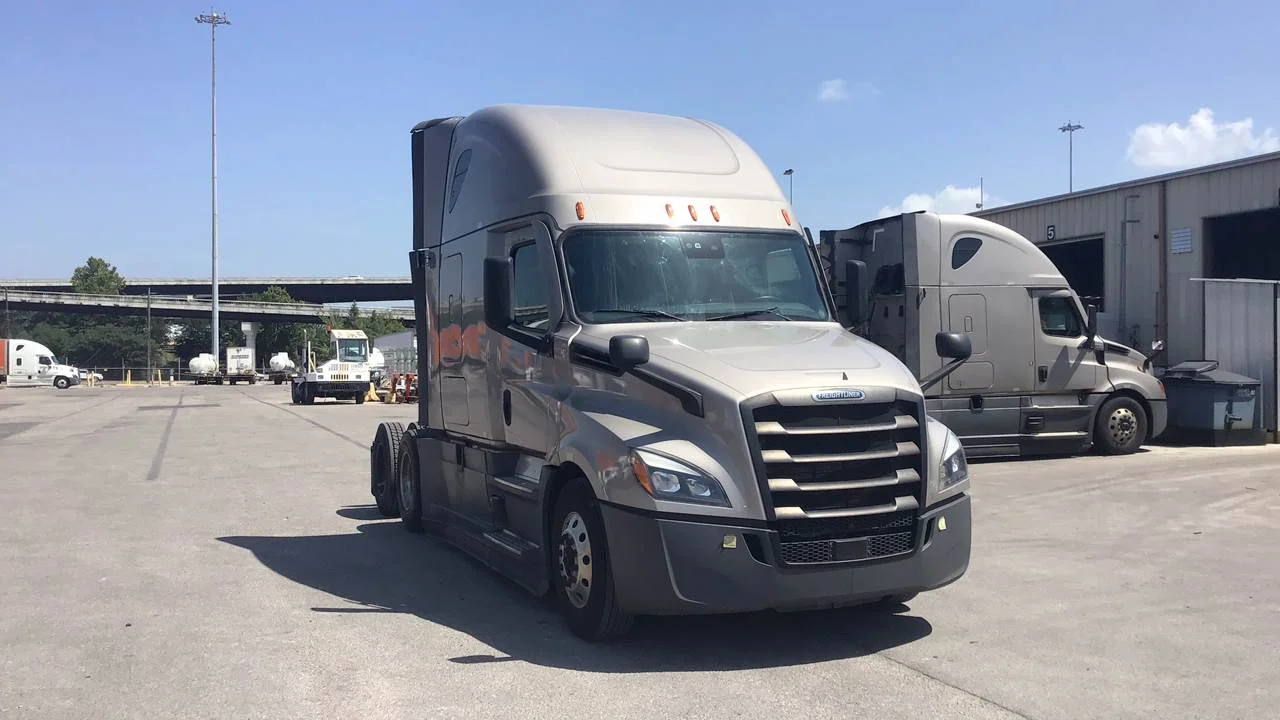 2025 Freightliner Cascadia