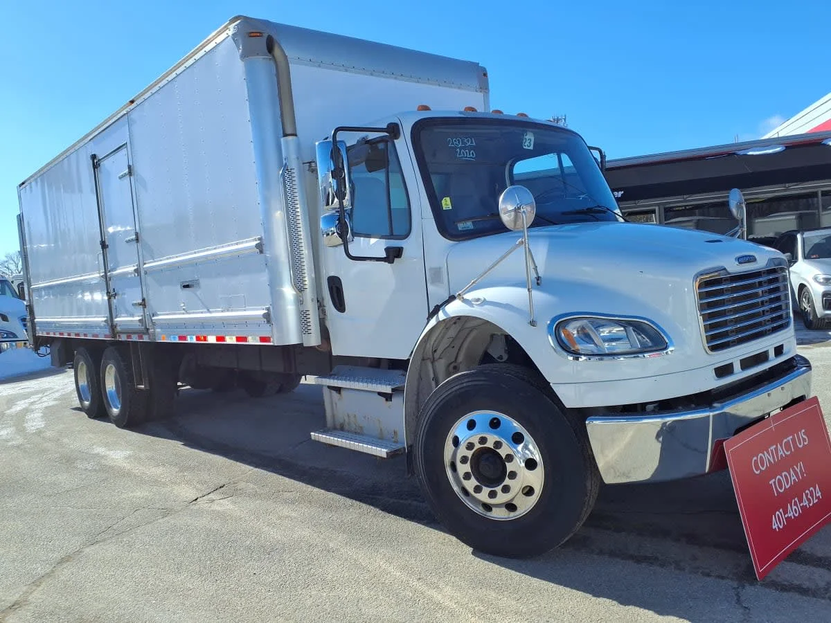 2020 Freightliner M2 106 - image 3