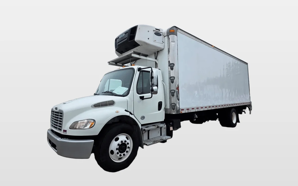 2019 Freightliner M2 106 - image 1