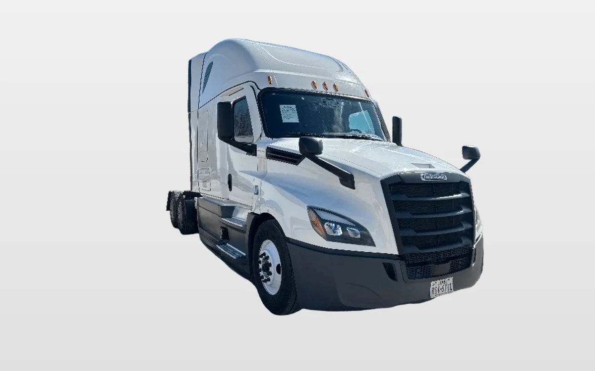 2023 Freightliner Cascadia - image 1