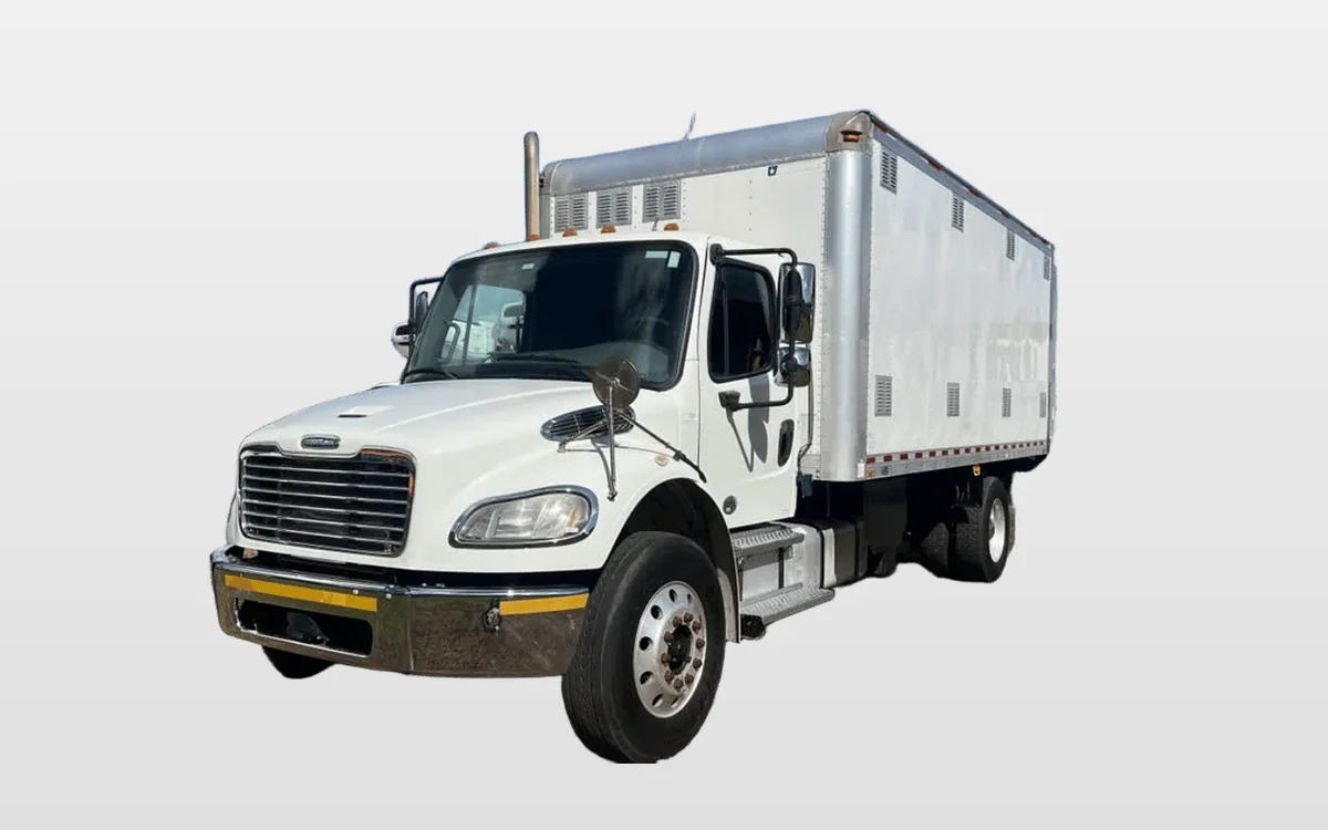 2017 Freightliner M2 106 - image 1