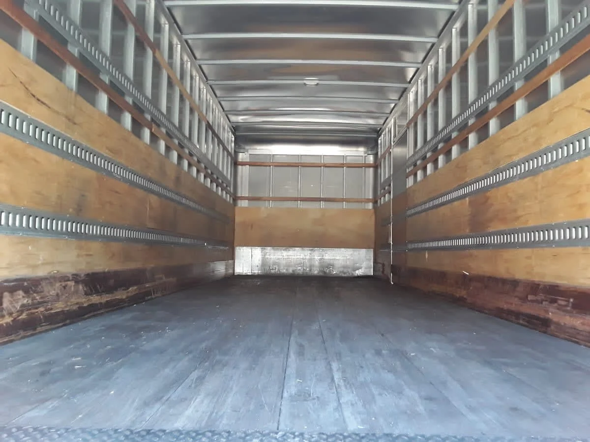 2017 Freightliner M2 106 - image 8