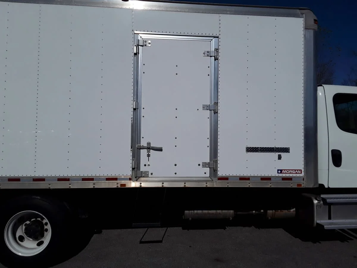 2017 Freightliner M2 106 in La Vergne, TN — photo 13
