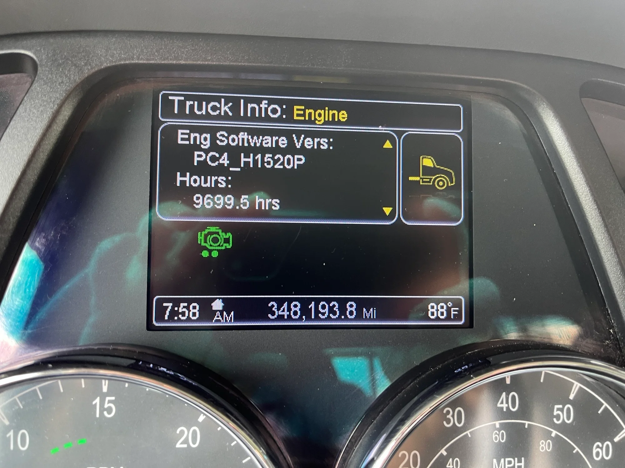 2022 Peterbilt 579 in Uniontown, PA — photo 12